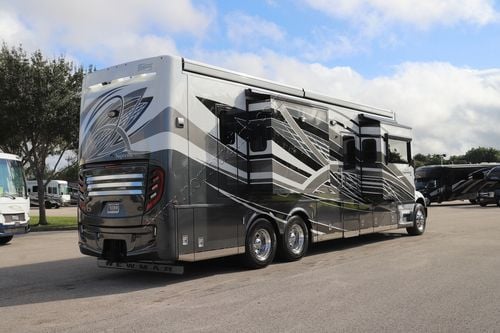 2023 Newmar Supreme Aire 4051