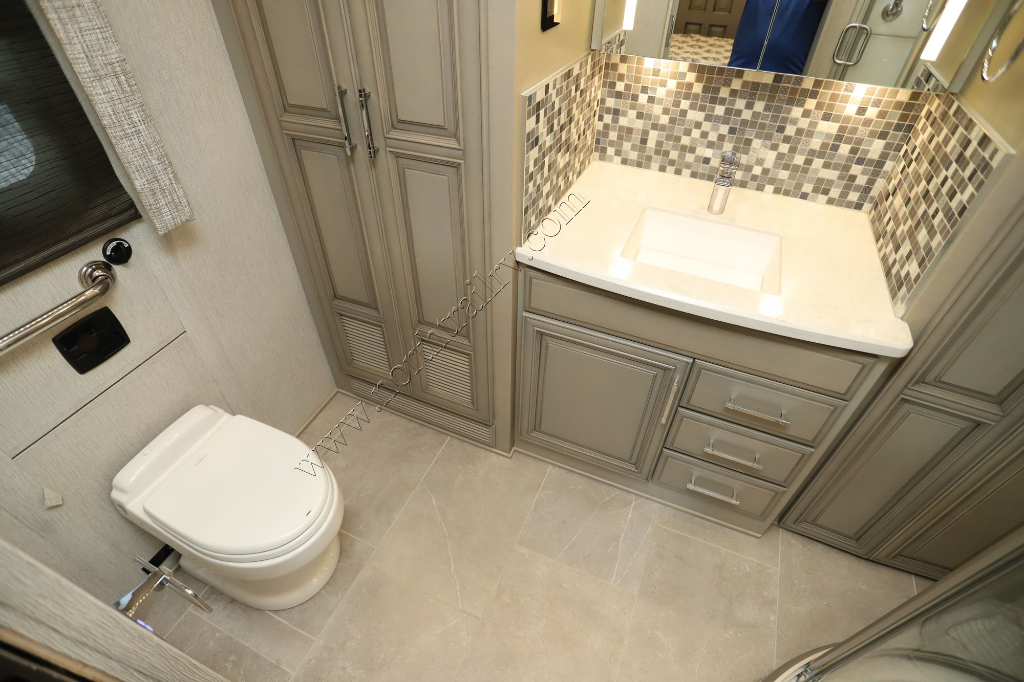 Used 2023 Newmar Supreme Aire 4051 Super C  For Sale