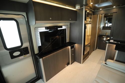 2021 Airstream Atlas MB