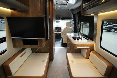 2026 Airstream Interstate 19 AP
