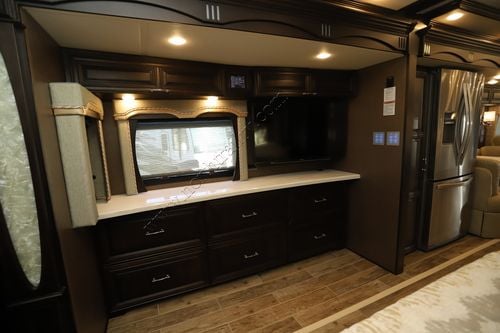 2017 Newmar Mountain Aire 4553