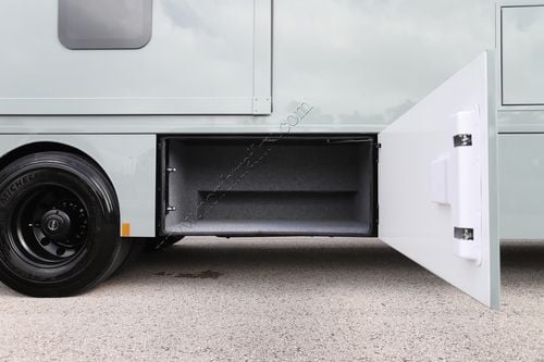 2026 Renegade Rv Verona 40VBH Super C