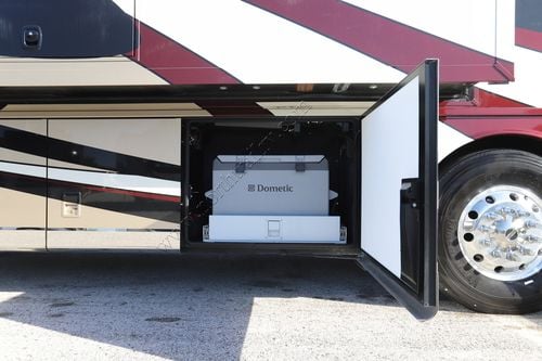 2017 Newmar Mountain Aire 4553